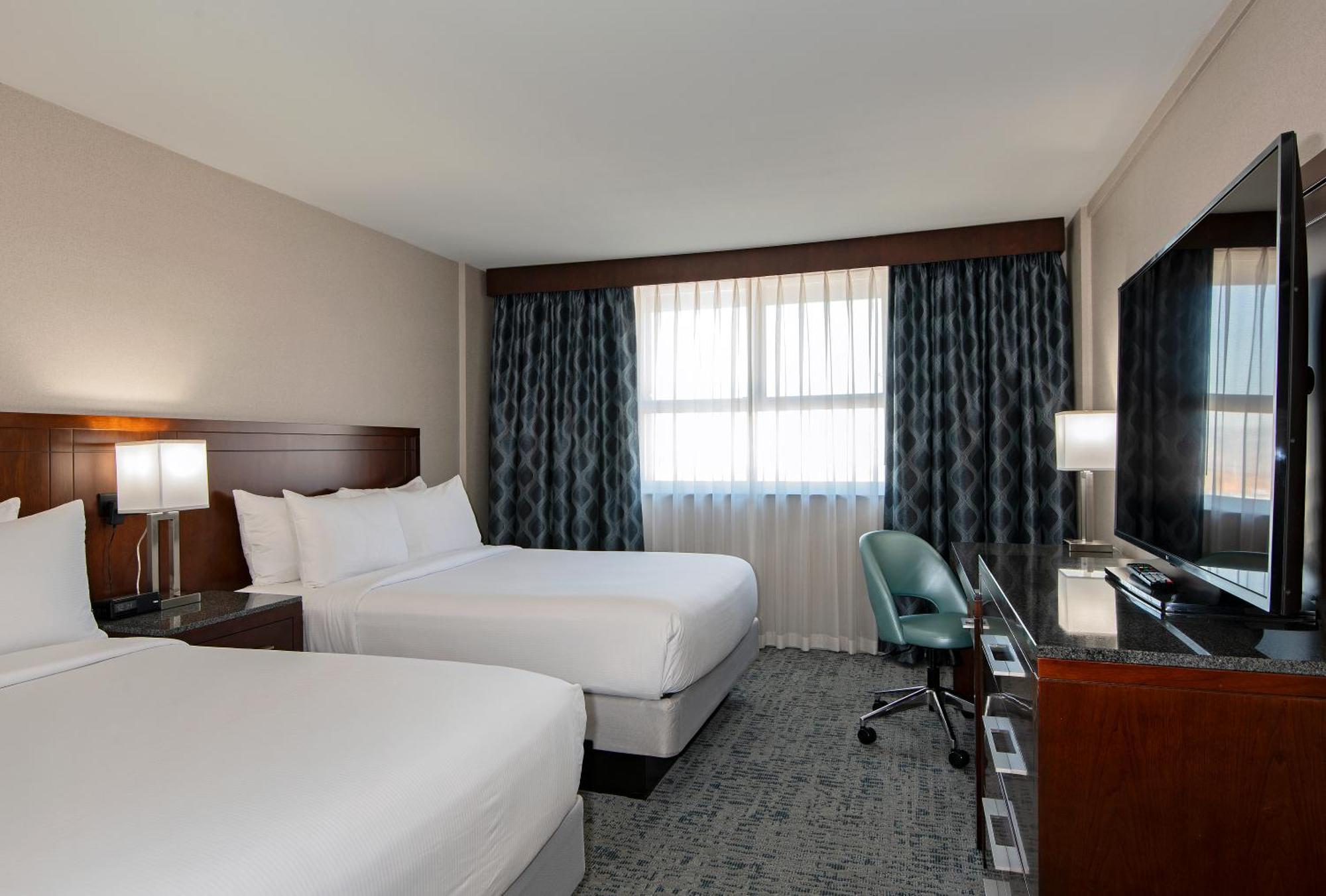 Hotel Doubletree By Hilton - Kamloops Exterior foto